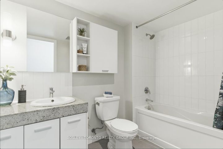Photo 20 at 309B - 19 Singer Court, Bayview Village, Toronto