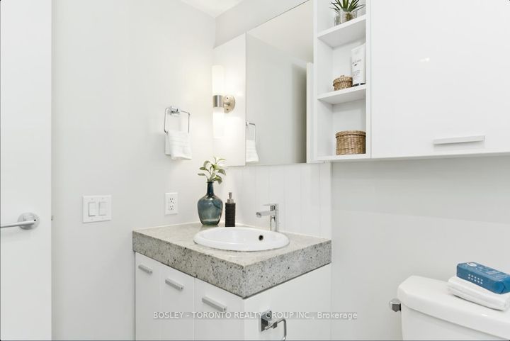 Photo 22 at 309B - 19 Singer Court, Bayview Village, Toronto