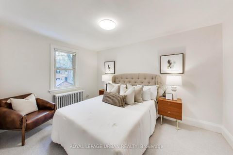 Photo 18 at 176 Davisville Avenue, Mount Pleasant West, Toronto