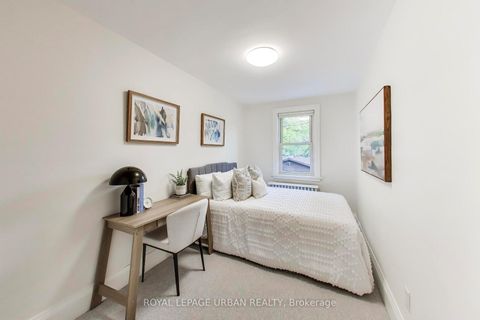 Photo 21 at 176 Davisville Avenue, Mount Pleasant West, Toronto