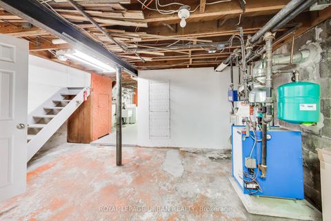 Photo 26 at 176 Davisville Avenue, Mount Pleasant West, Toronto