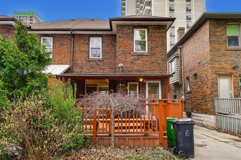 Photo 33 at 176 Davisville Avenue, Mount Pleasant West, Toronto