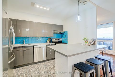 Photo 9 at 1610 - 100 Quebec Avenue, High Park North, Toronto