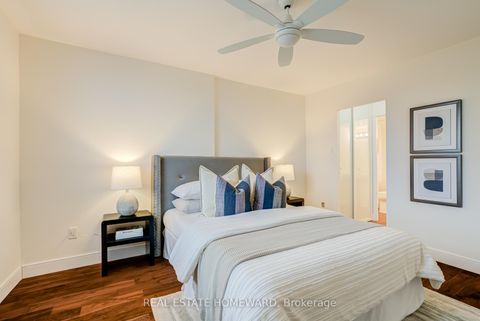 Photo 12 at 1610 - 100 Quebec Avenue, High Park North, Toronto