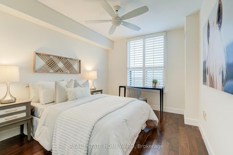 Photo 15 at 1610 - 100 Quebec Avenue, High Park North, Toronto