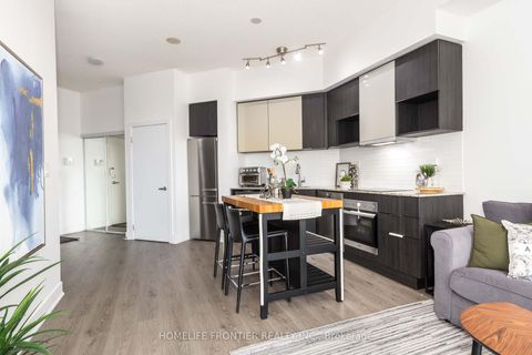 Photo 10 at 222 - 99 The Donway W, Don Mills, Toronto