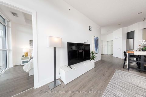 Photo 15 at 222 - 99 The Donway W, Don Mills, Toronto