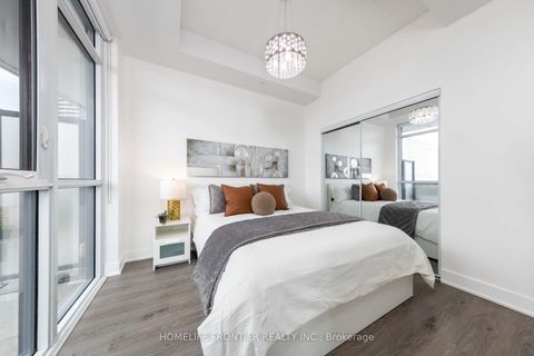 Photo 16 at 222 - 99 The Donway W, Don Mills, Toronto