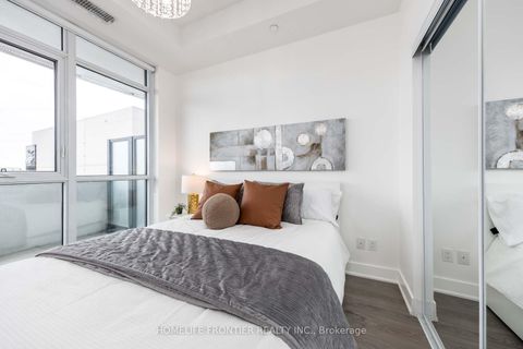 Photo 17 at 222 - 99 The Donway W, Don Mills, Toronto