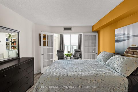 Photo 17 at 504 - 140 Dunlop Street E, City Centre, Barrie