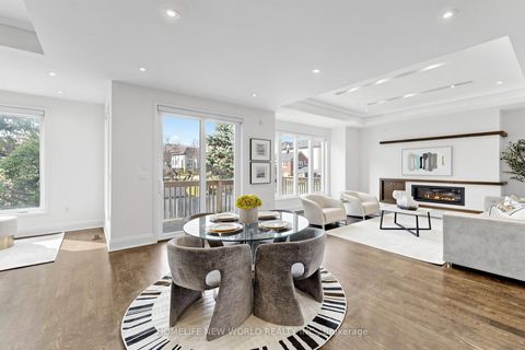 Photo 11 at 220 Roe Avenue, Nortown, Toronto