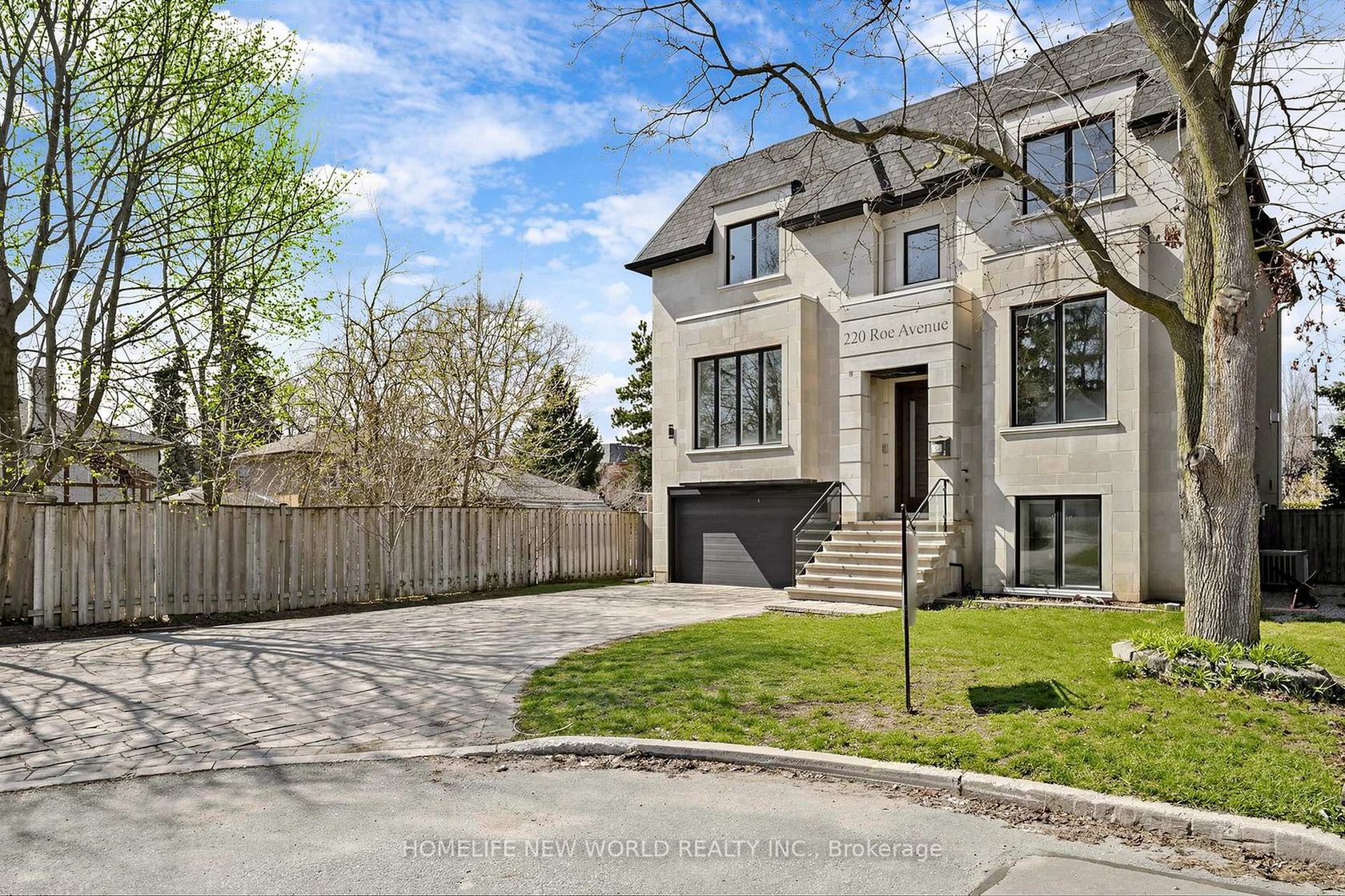 220 Roe Avenue, Nortown, Toronto 