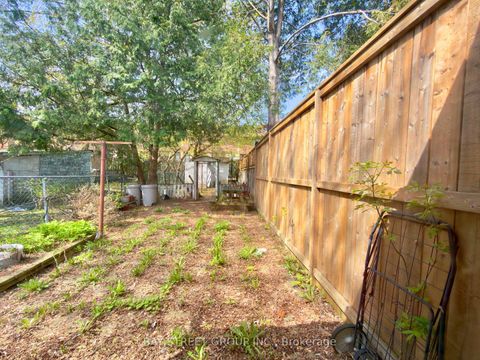 Photo 13 at 182 Boulton Avenue, South Riverdale, Toronto