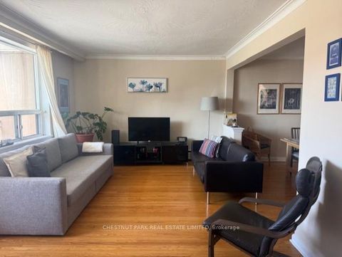 Photo 3 at 757 Lawrence Avenue W, Glen Park, Toronto