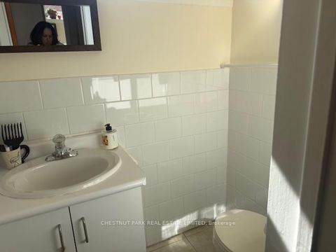 Photo 10 at 757 Lawrence Avenue W, Glen Park, Toronto