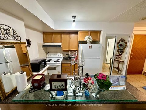 Photo 6 at 1304 - 70 High Park Avenue, High Park North, Toronto