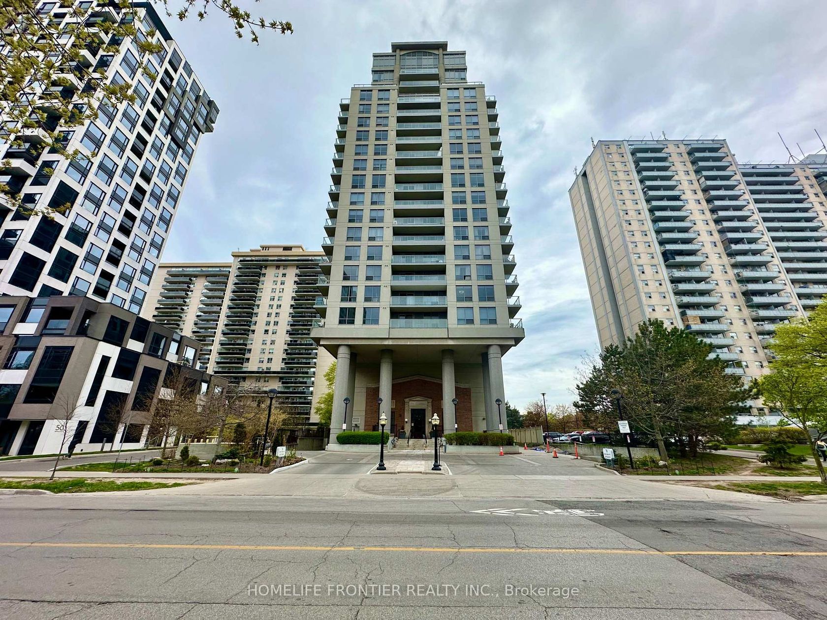 1304 - 70 High Park Avenue, High Park North, Toronto 