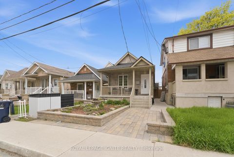 Photo 0 at 10 Cayuga Avenue, Smythe, Toronto
