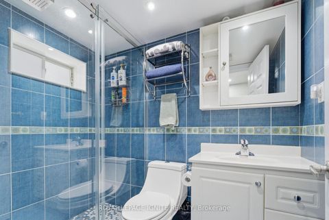 Photo 10 at 10 Cayuga Avenue, Smythe, Toronto