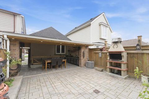 Photo 30 at 10 Cayuga Avenue, Smythe, Toronto