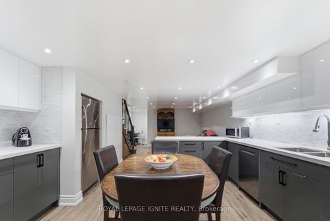 Photo 40 at 10 Cayuga Avenue, Smythe, Toronto