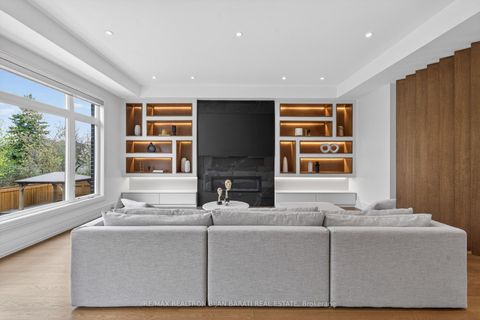 Photo 11 at 23 Terrace Avenue, Willowdale West, Toronto