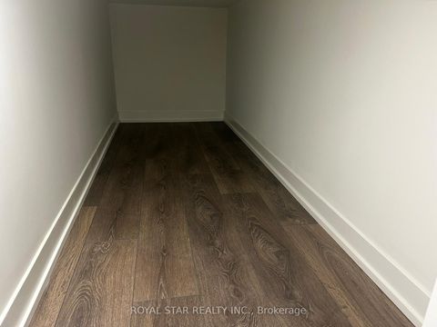 Photo 5 at Q101 - 155 Canon Jackson Drive, Amesbury, Toronto