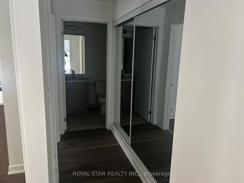 Photo 18 at Q101 - 155 Canon Jackson Drive, Amesbury, Toronto