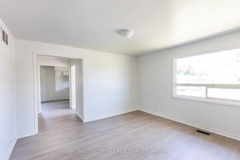 Photo 18 at 347 Hollywood Drive, Keswick South, Georgina