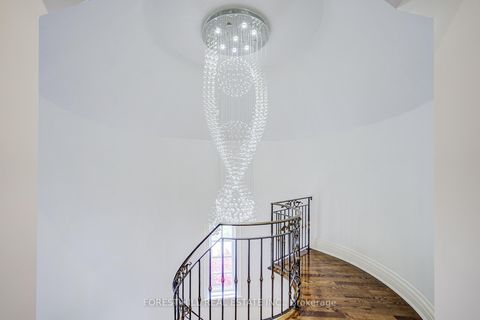 Photo 22 at 7 Legacy Court, Windfields, Toronto