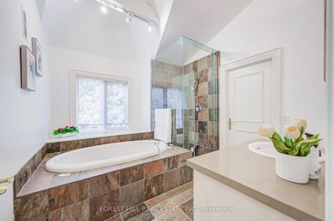 Photo 25 at 7 Legacy Court, Windfields, Toronto
