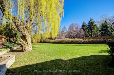 Photo 32 at 7 Legacy Court, Windfields, Toronto