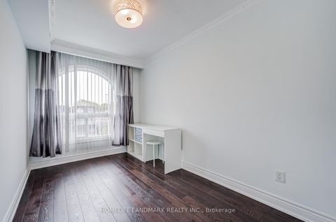 Photo 23 at 53 Chipwood Crescent, Pleasant View, Toronto