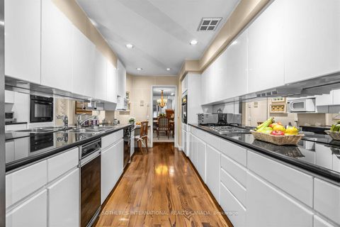 Photo 9 at 473 Spadina Road, Forest Hill South, Toronto