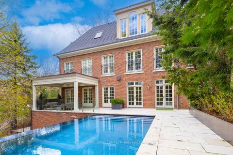 Photo 39 at 20 Cluny Drive, Moore Park, Toronto