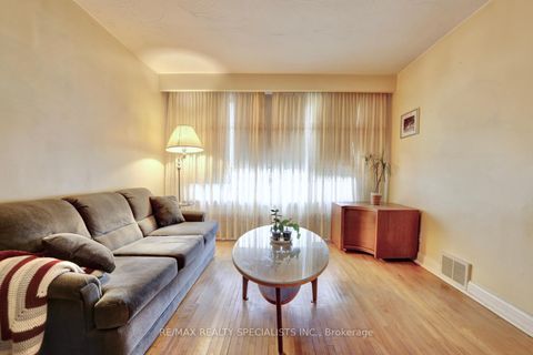 Photo 4 at 54 Marmion Avenue, Nortown, Toronto