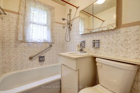 Photo 14 at 54 Marmion Avenue, Nortown, Toronto