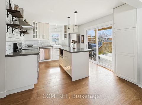 Photo 5 at 70 Gunn Street, Wellington, Barrie