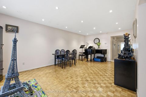 Photo 5 at 691 York Hill Boulevard, Yorkhill, Vaughan
