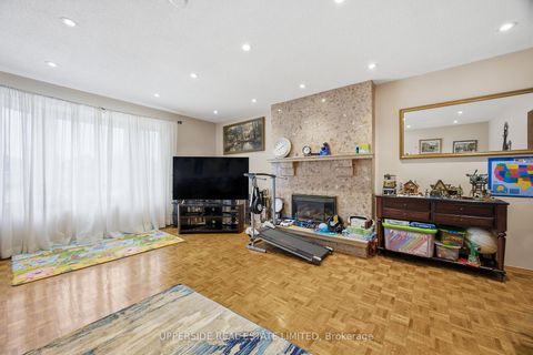 Photo 16 at 691 York Hill Boulevard, Yorkhill, Vaughan