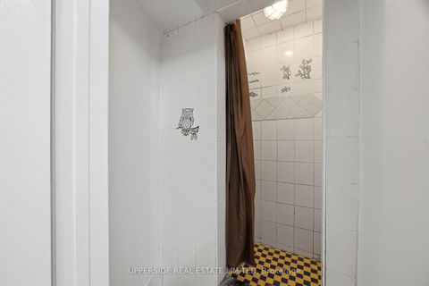 Photo 41 at 691 York Hill Boulevard, Yorkhill, Vaughan