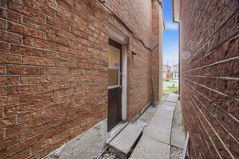 Photo 46 at 691 York Hill Boulevard, Yorkhill, Vaughan
