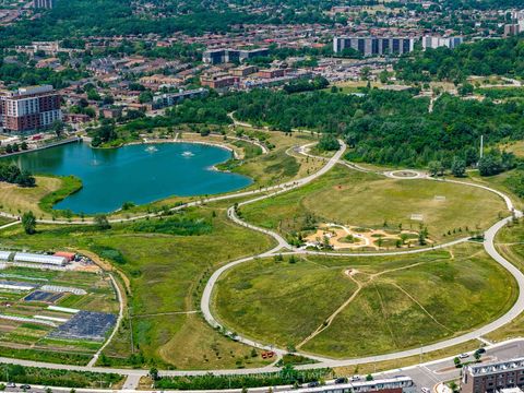 Photo 37 at 14 - 39 John Perkins Bull Drive, CFB, Toronto