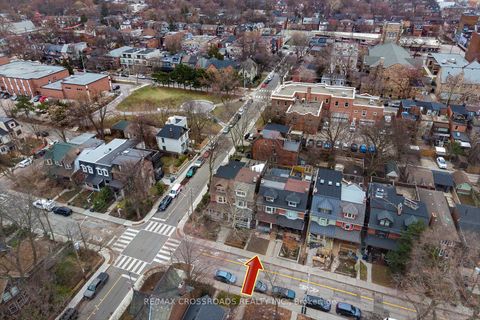 Photo 6 at 587 Palmerston Avenue, Annex, Toronto