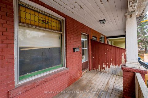 Photo 7 at 587 Palmerston Avenue, Annex, Toronto