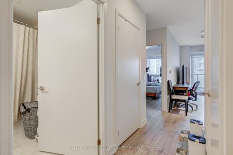 Photo 5 at 401 - 30 Samuel Wood Way, City Centre West, Toronto