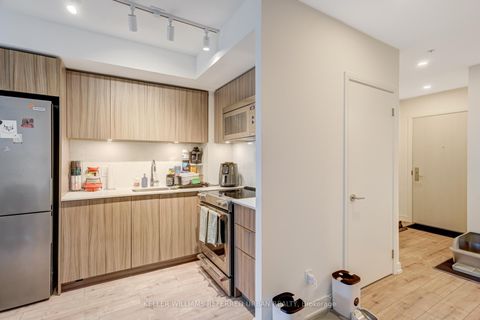 Photo 8 at 401 - 30 Samuel Wood Way, City Centre West, Toronto