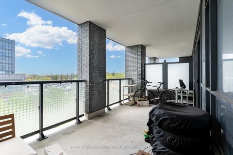 Photo 37 at 401 - 30 Samuel Wood Way, City Centre West, Toronto