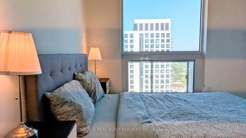 Photo 8 at 3210 - 39 Roehampton Avenue, Mount Pleasant West, Toronto