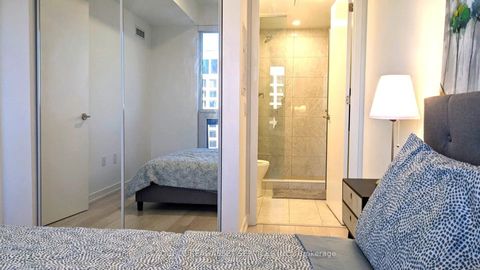 Photo 10 at 3210 - 39 Roehampton Avenue, Mount Pleasant West, Toronto